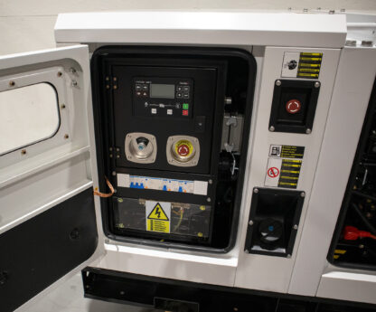HYUNDAI DHY22KSE Diesel strømaggregat 22kVA 400V 3-fase - 1500RPM - Vannkjølt - Bilde 7